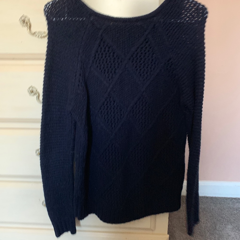 sweater - Picture 2 of 2